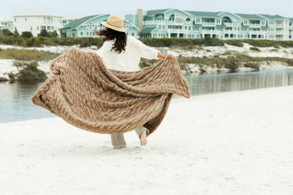 Hugs Milk Chocolate Blanket
