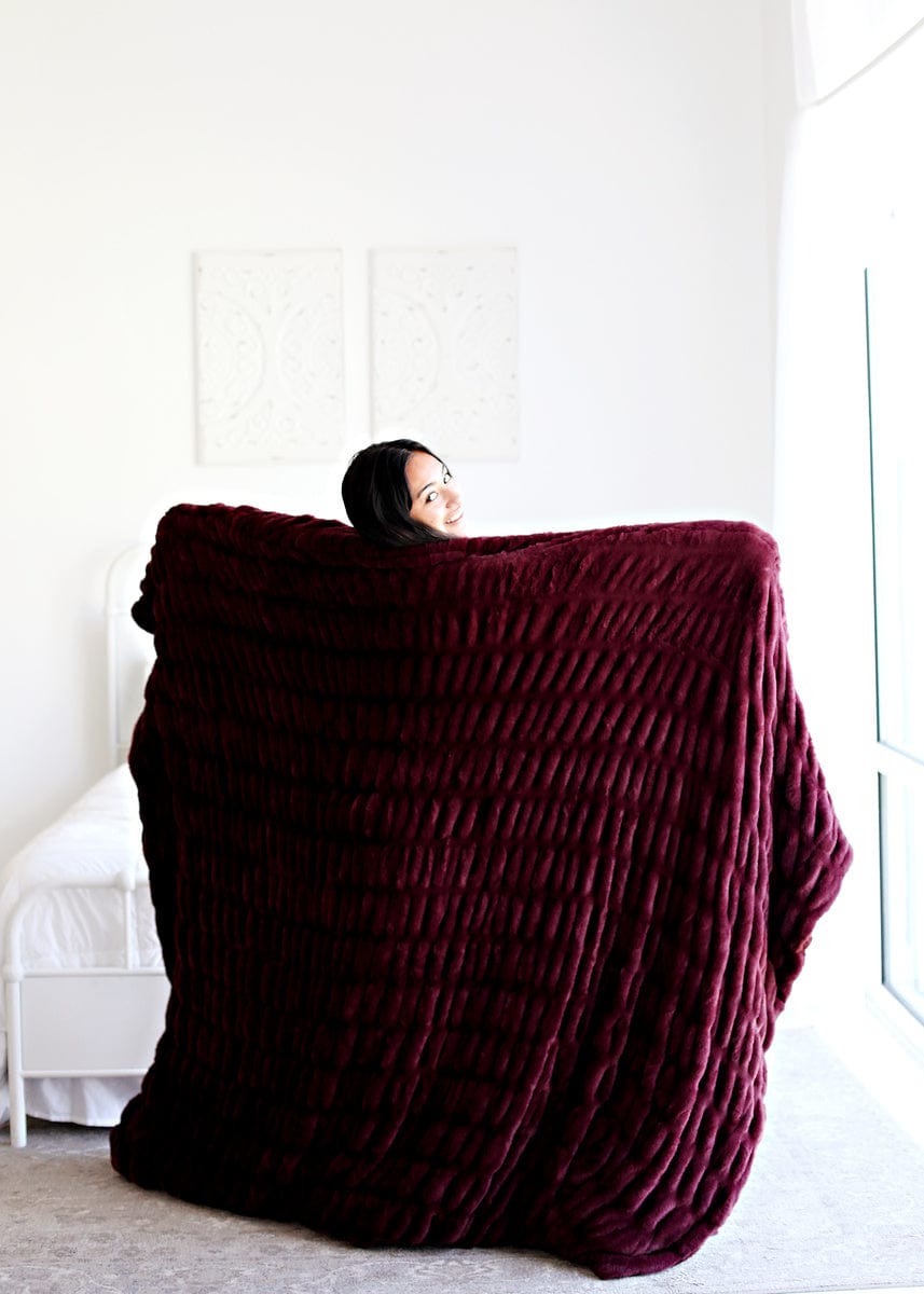 Hugs Wine Blanket