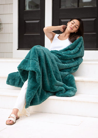 Feathers Jade Blanket
