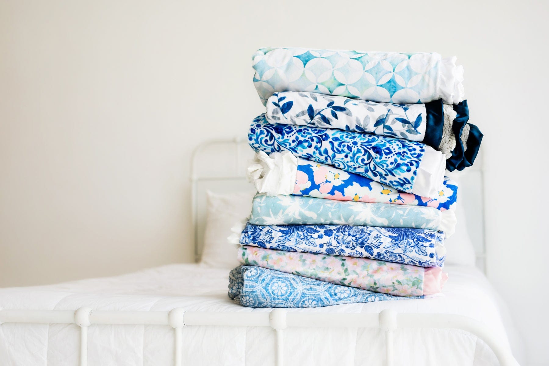 Blue Leaves Blanket