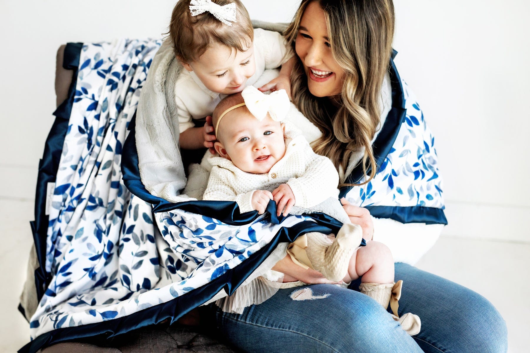 Blue Leaves Blanket