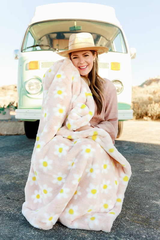 Lush Peach Flower Blanket